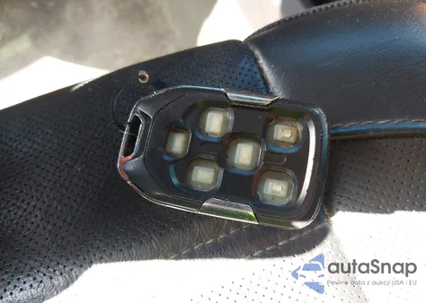 2015 GMC Yukon Xl 1500 Denali z USA, uszkodzony, nr VIN 1GKS1JKJ7FR207298